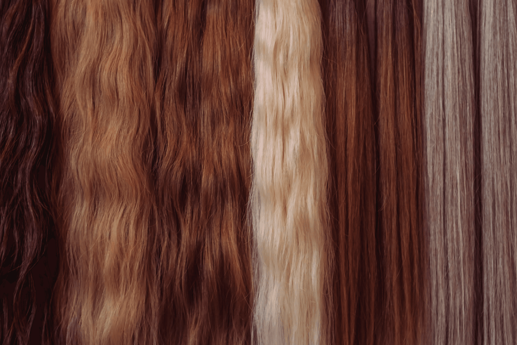 EXTENSIÓN DE CABELLO ADHESIVA VERSUS COSER