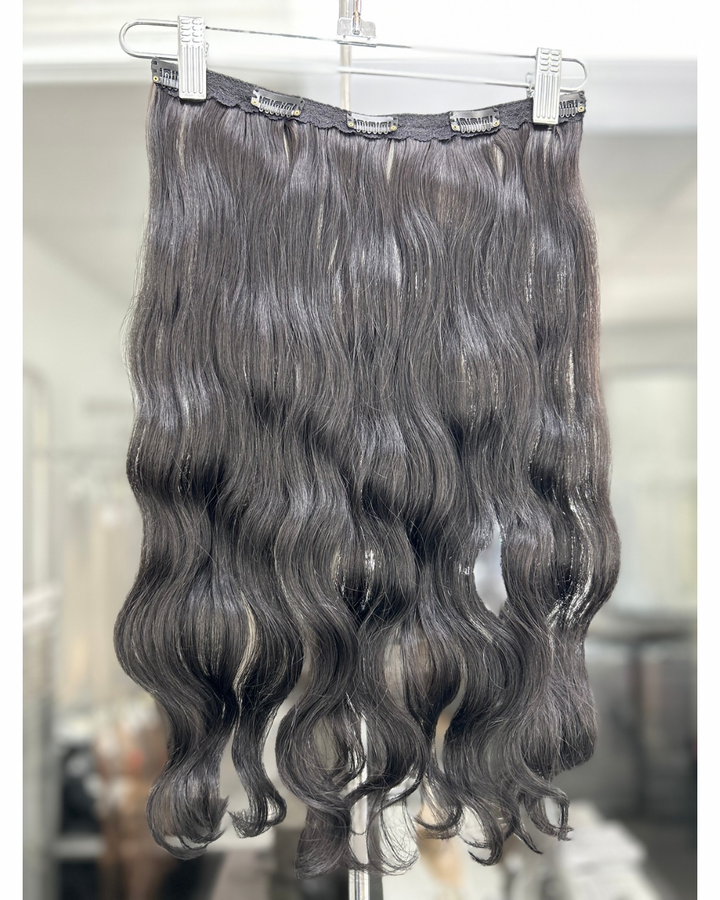 Natural B. Wavy Clip-In - Di Milesi | Hair Extensions with high quality