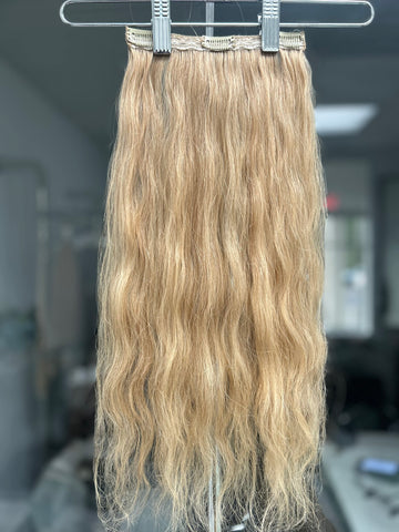 Extensiones de clip rubias rectas