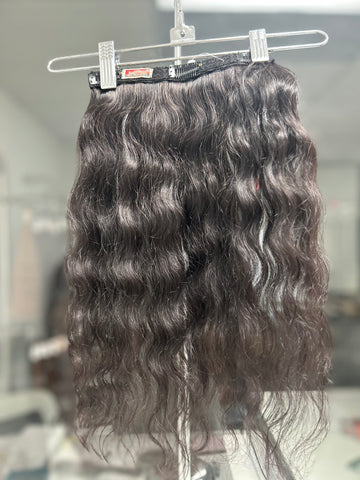 Clip ondulado negro B.